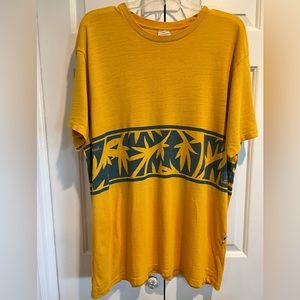 LAST CHANCE ⭐️VINTAGE🏄‍♀️VANS T - Golden Yellow , Short Sleeve T-Shirt